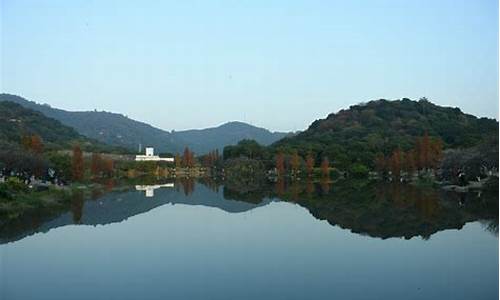 东站驾车萝岗香雪公园_萝岗香雪公园公交线路