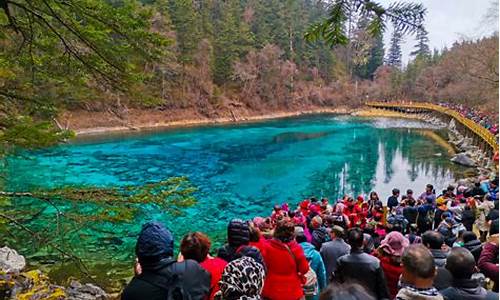 从成都到九寨沟旅游攻略,从成都到九寨沟旅游攻略路线