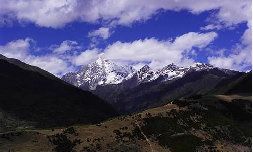 四姑娘山自驾二日旅游攻略,四姑娘山自驾游攻略两天能玩完吗